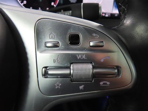 Used 2018 Mercedes-Benz S 560 Sedan image 24