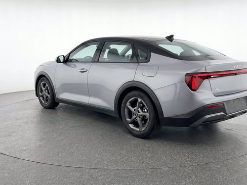 Used 2025 Kia K4 FWD image 6