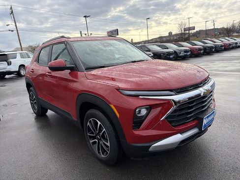 New 2026 Chevrolet TrailBlazer LT w/ LT Cold Weather Package AWD/4WD image 3