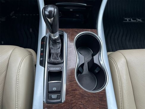 Used 2020 Acura TLX w/ Technology Package image 16