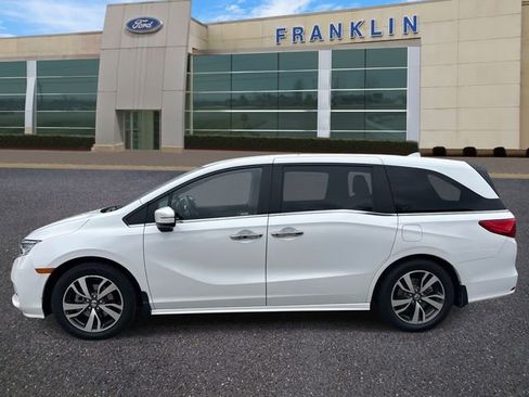 Used 2023 Honda Odyssey Touring image 4