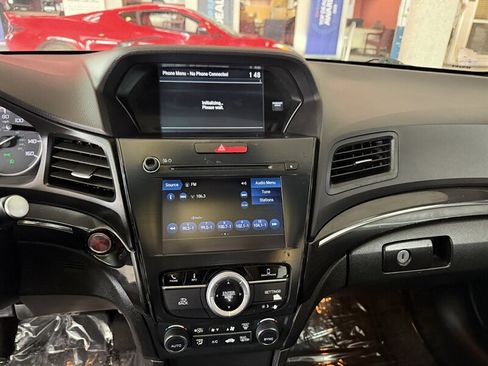 Used 2020 Acura ILX FWD image 17
