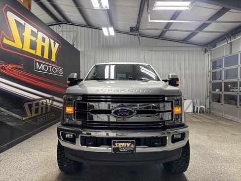 Used 2018 Ford F250 Lariat w/ Lariat Ultimate Package image 32