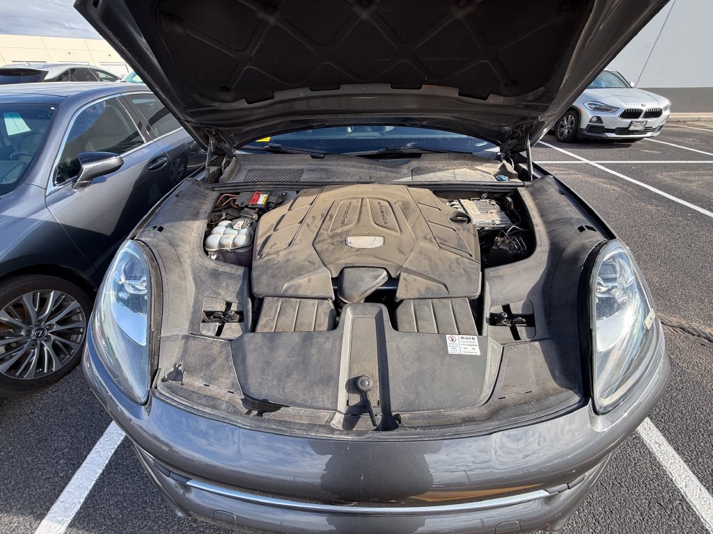 Used 2019 Porsche Cayenne AWD/4WD image 12