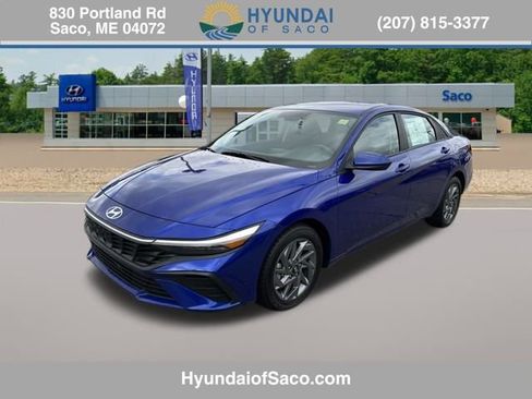 Used 2024 Hyundai Elantra SEL image 1