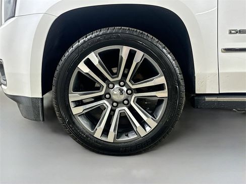 Used 2019 GMC Yukon Denali w/ Denali Ultimate Package image 8