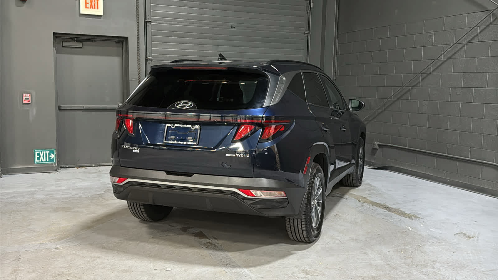 Used 2024 Hyundai Tucson Blue AWD/4WD image 4