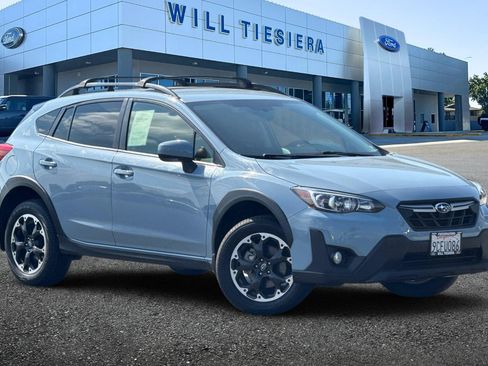 Used 2023 Subaru Crosstrek 2.0i Premium w/ Popular Package #4 image 2