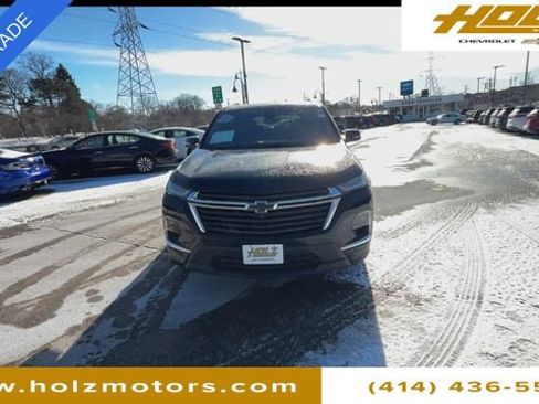 Certified 2023 Chevrolet Traverse High Country image 3