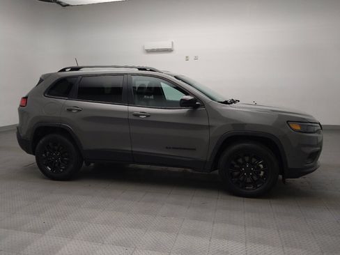 Used 2023 Jeep Cherokee Altitude Lux image 11