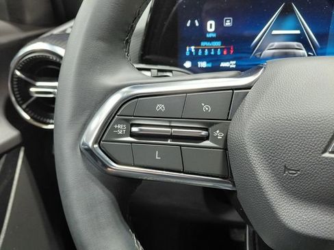 Used 2025 Chevrolet Equinox LT image 31