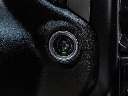 Used 2021 Chevrolet Silverado 1500 LT Trail Boss w/ Convenience Package II image 22