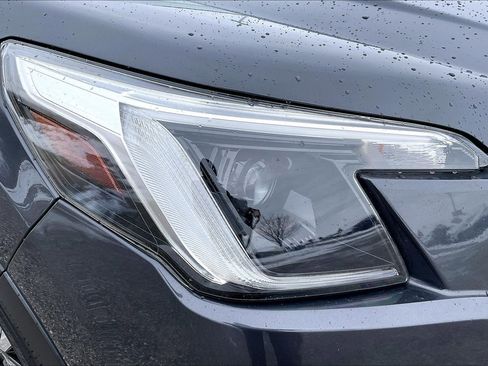 Used 2023 Subaru Forester Limited image 21