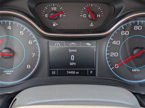 Used 2017 Chevrolet Cruze Premier FWD image 29