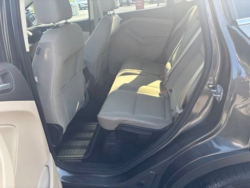Used 2017 Ford Escape SE AWD/4WD image 23