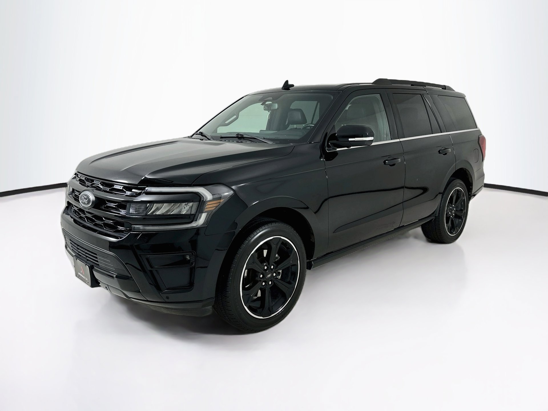 Used 2022 Ford Expedition Limited RWD image 3