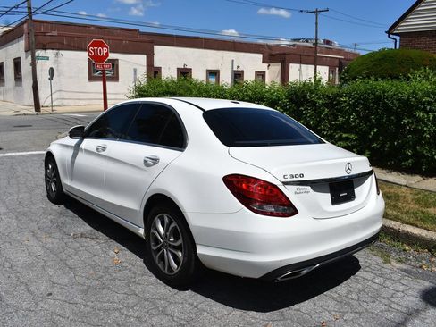 Used 2018 Mercedes-Benz C 300 4MATIC Sedan image 7