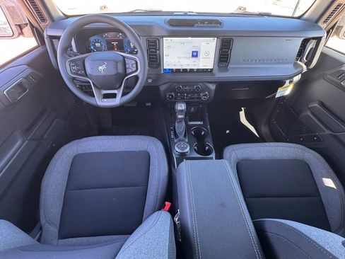 New 2026 Ford Bronco 4-Door image 24