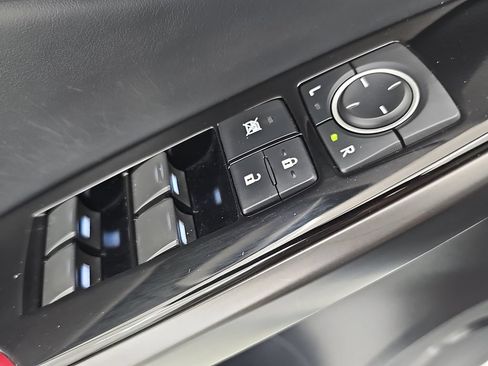 Used 2025 Lexus IS 350 F Sport w/ Accessory Package 2 RWD image 29