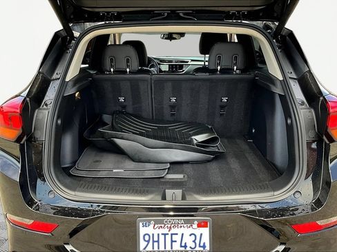 Used 2023 Buick Encore GX Select w/ Sport Touring Package FWD image 27