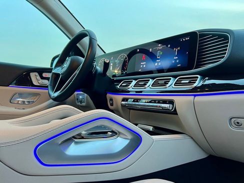 Certified 2025 Mercedes-Benz GLE 350 4MATIC image 11