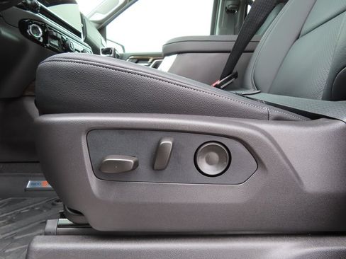 New 2026 Chevrolet Silverado 1500 RST AWD/4WD image 10