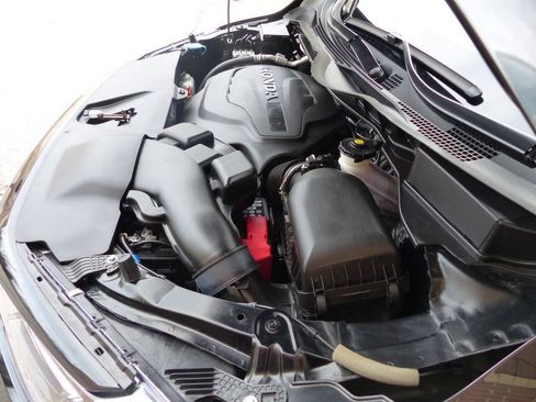 Used 2025 Honda Odyssey Sport-L image 18