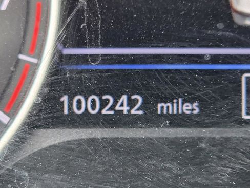 Used 2023 Nissan Sentra SV image 30