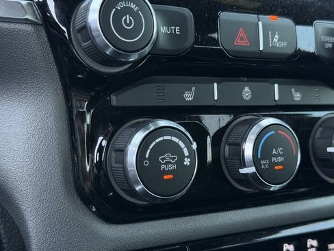 Used 2025 RAM 1500 Lone Star AWD/4WD image 20