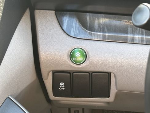 Used 2012 Honda CR-V EX-L image 16