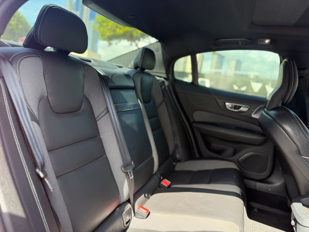Used 2019 Volvo S60 T6 R-Design AWD/4WD image 14