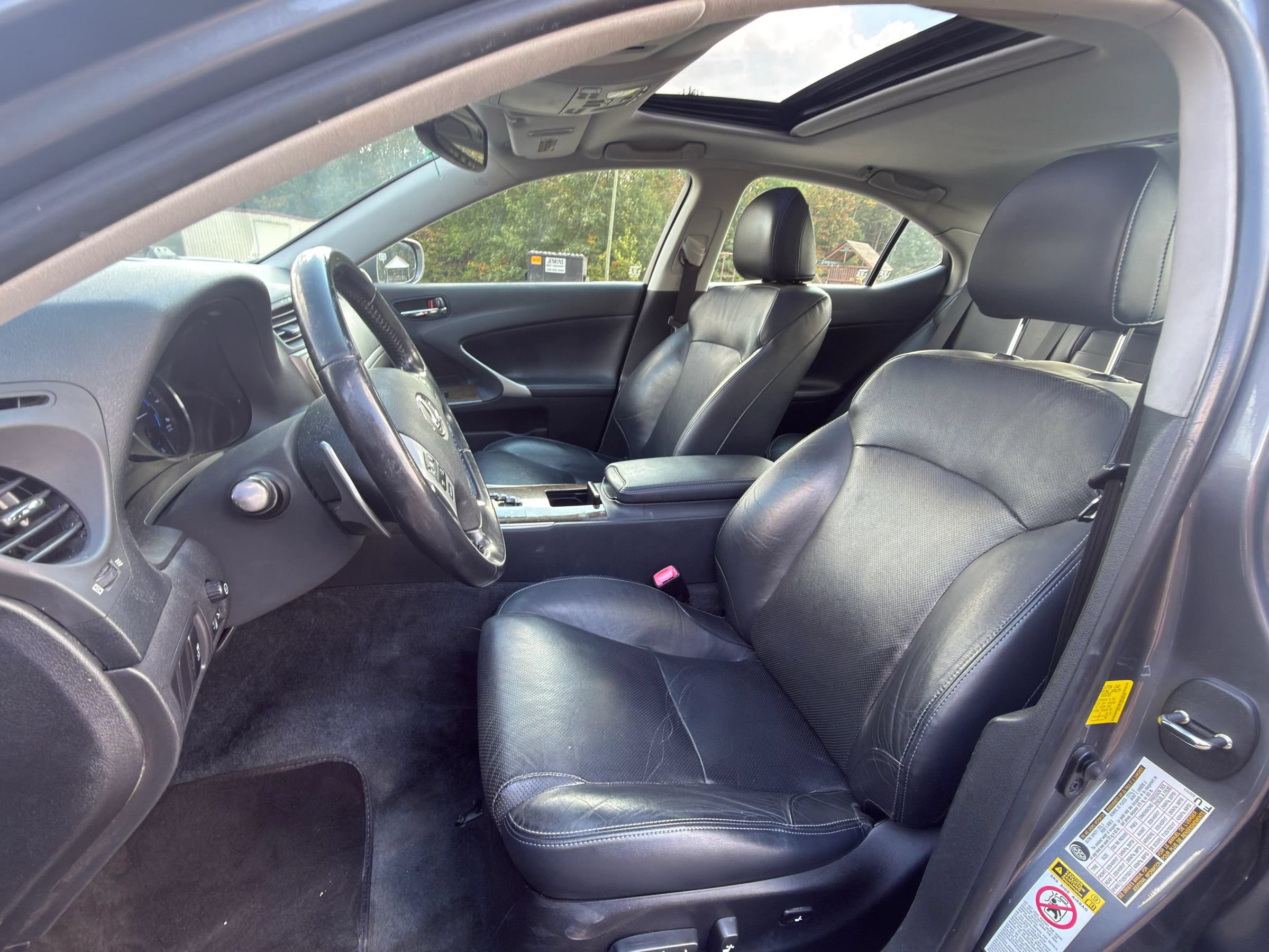 Used 2013 Lexus IS 250 AWD w/ Premium Pkg image 2