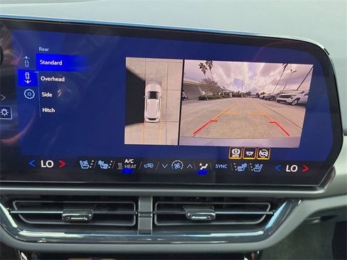 New 2026 Chevrolet Equinox EV RS image 17