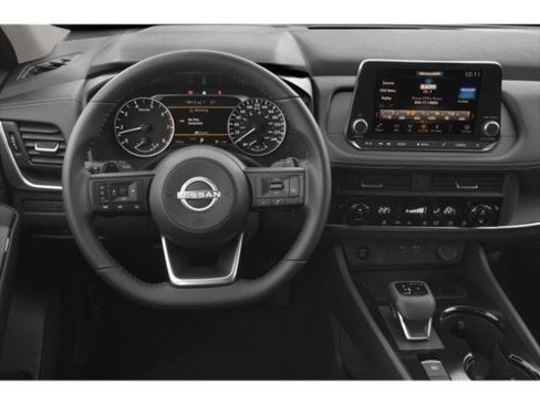 Used 2024 Nissan Rogue S FWD image 10