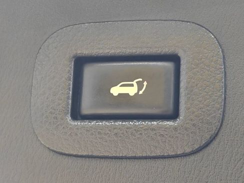 Used 2019 Nissan Armada Platinum AWD/4WD image 40