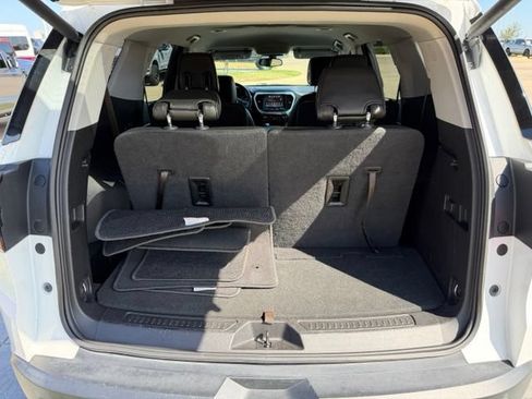 Used 2019 GMC Acadia SLT FWD image 9