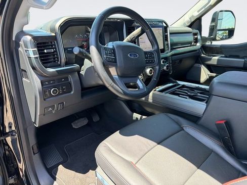 Used 2023 Ford F250 Lariat w/ Lariat Ultimate Package AWD/4WD image 24