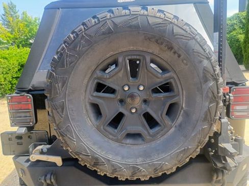 Used 2015 Jeep Wrangler Unlimited Sport w/ Quick Order Package 24S AWD/4WD image 26