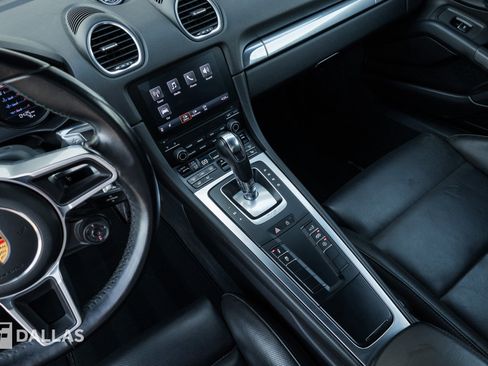 Used 2020 Porsche 718 Cayman S RWD image 27