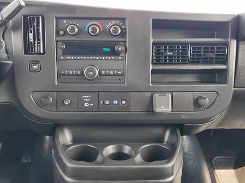 Used 2025 Chevrolet Express 3500 LS RWD image 23