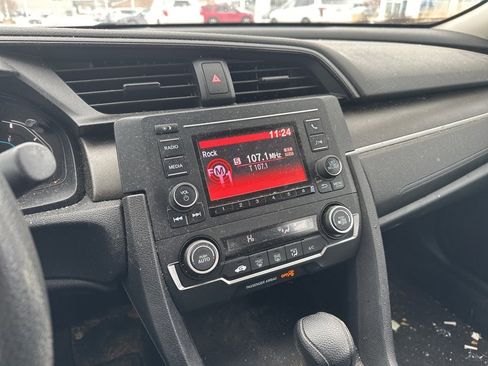 Used 2019 Honda Civic LX image 2