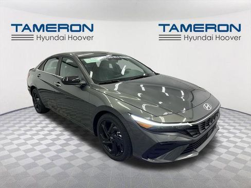 New 2026 Hyundai Elantra SEL Sport image 7