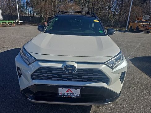 Used 2019 Toyota RAV4 XSE image 2