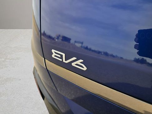 Used 2023 Kia EV6 GT image 10