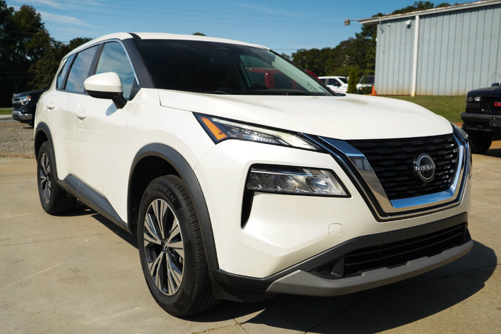 Used 2023 Nissan Rogue SV FWD image 35