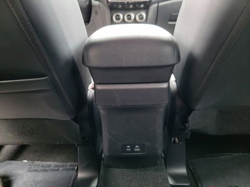 Used 2024 Mitsubishi Outlander Sport SE image 22