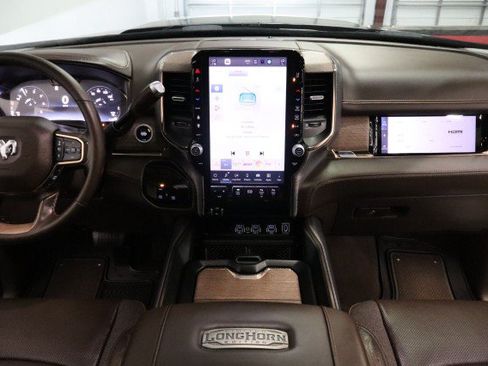 Used 2025 RAM 3500 Longhorn AWD/4WD image 7