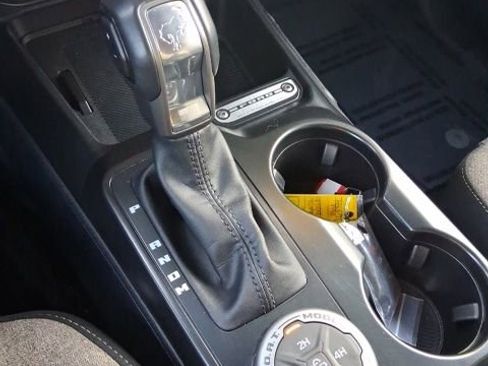 Used 2025 Ford Bronco Big Bend image 33