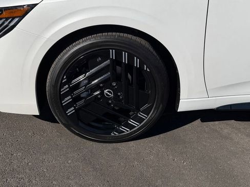 New 2026 Nissan Sentra SR FWD image 28
