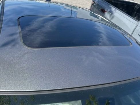 Used 2017 Nissan Altima 2.5 SL w/ Moonroof Package image 5